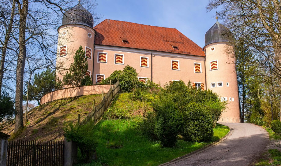 Schloss Kronburg, Germany